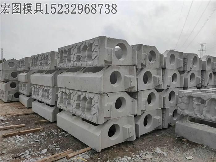生態(tài)護(hù)坡模具