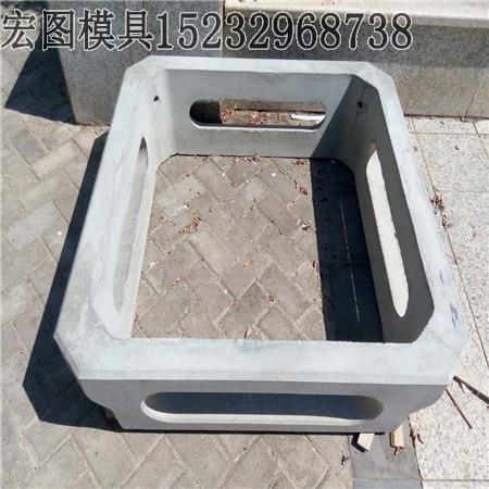 平鋪護坡鋼模具